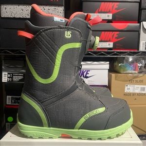 Burton Women’s Snowboarding Boots Size 9.5 Starstruck BOA Gray TrueFit Worn.